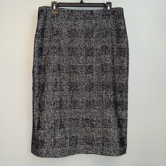 EUC Talbots Wool Blend Plaid Tweed Grey Black Pencil Skirt Size 14 - Picture 1 of 7